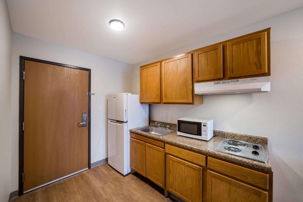 Standard Room with Two Double Beds - Non-Smoking interior